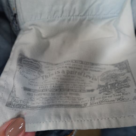 Vintage Levi's Jeans Mens 36x29 501 Button Fly Light Wash Denim 100% Cotton - Picture 9 of 13